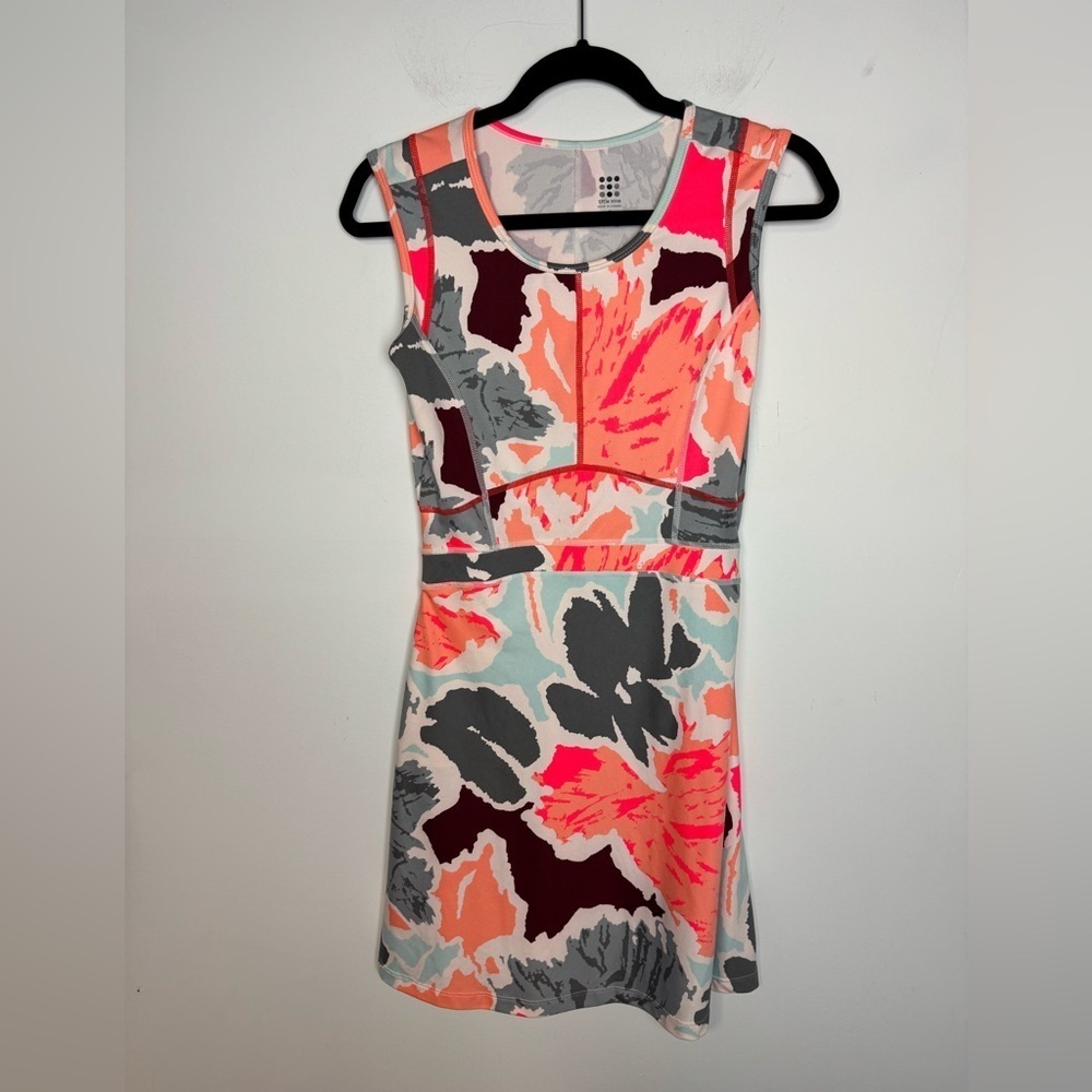 Title nine floral dream dress print size small travel tennis athletic